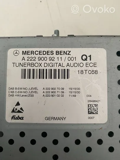 Mercedes-Benz GLE (W166 - C292) Radio / CD-Player / DVD-Player / Navigation A2229009211