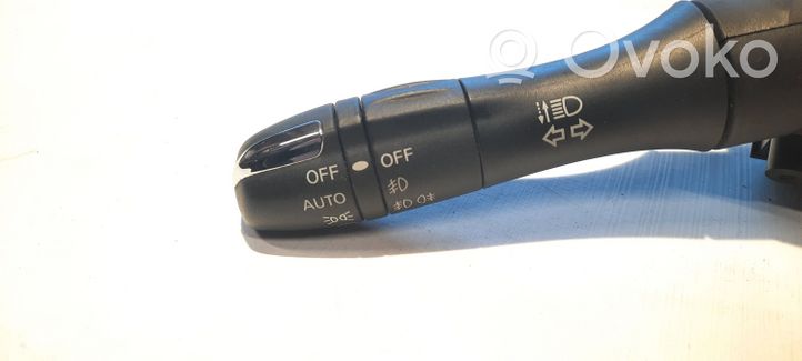 Infiniti Q70 Y51 Interruptor/palanca de limpiador de luz de giro 25560JJ53E