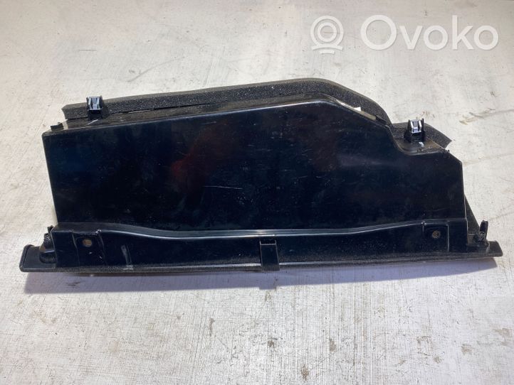 Maserati Ghibli Altra parte del vano motore 670017369