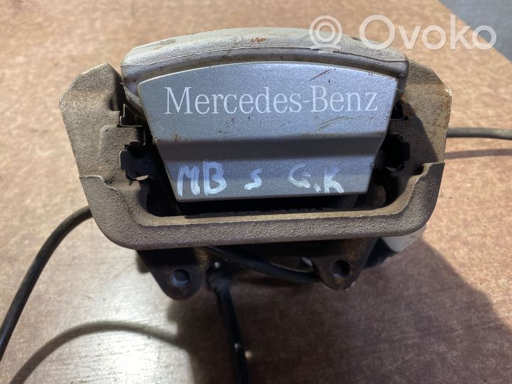 Mercedes-Benz S W222 Tylny zacisk hamulcowy 32351090C