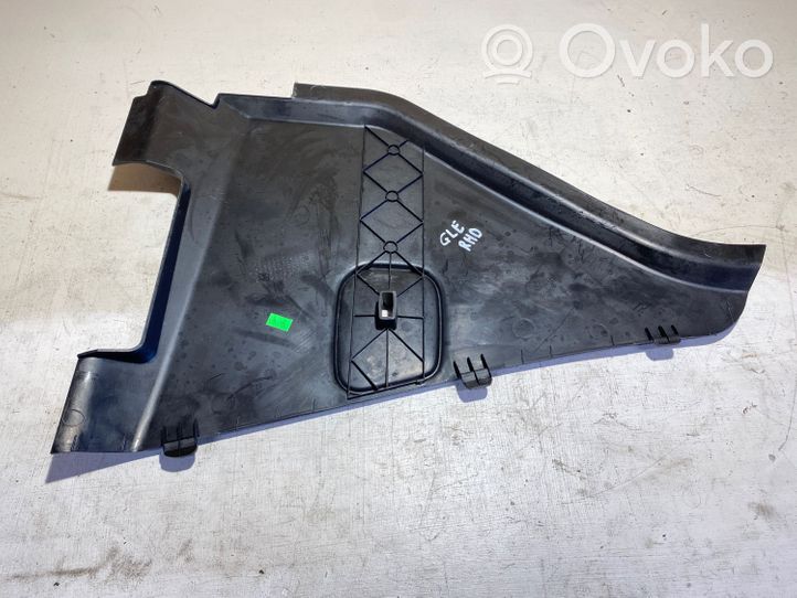 Mercedes-Benz GLE (W166 - C292) Rivestimento estremità laterale del cruscotto A1668311600