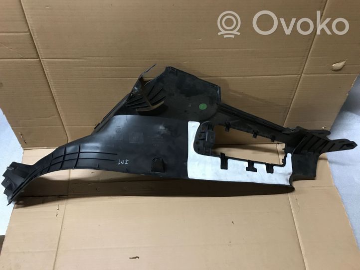 Audi Q5 SQ5 Osłona boczna fotela tylnego 8R0867768C