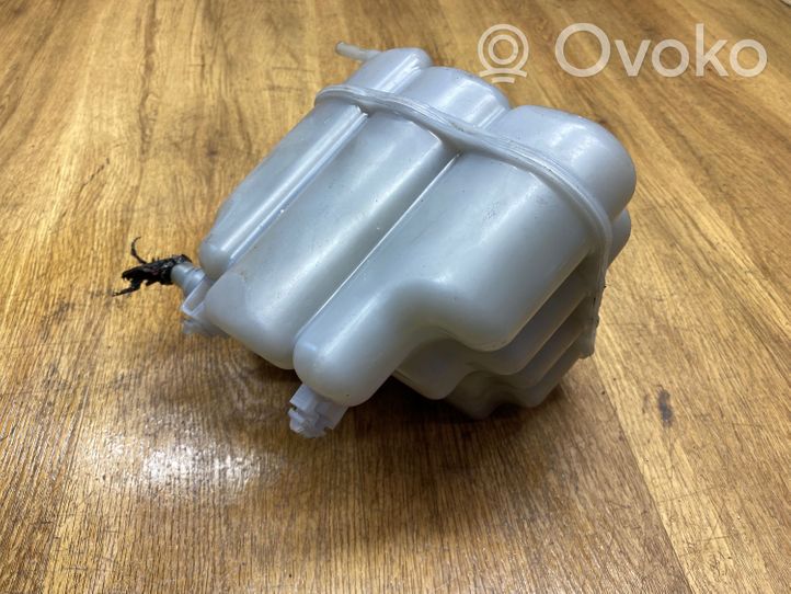 Volkswagen Touareg II Coolant expansion tank/reservoir 7P0121407B