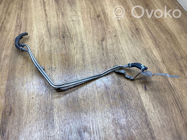 Volkswagen Touareg II Brake vacuum hose/pipe 7P0131552