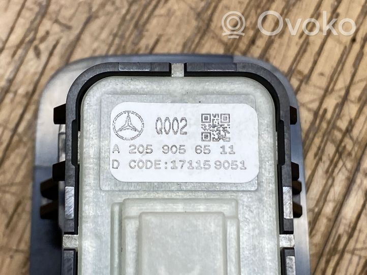 Mercedes-Benz C W205 Muut kytkimet/nupit/vaihtimet A2059056511