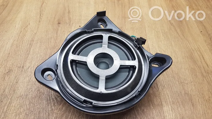 Mercedes-Benz E W213 Subwoofer-bassokaiutin A2058201502