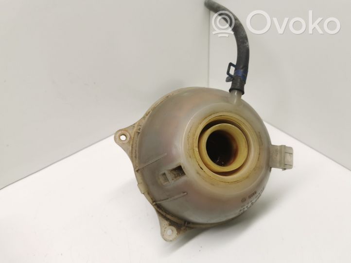 Volkswagen Golf III Vase d'expansion / réservoir de liquide de refroidissement 1H0121407