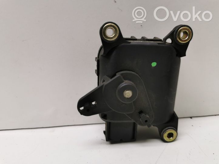 Audi A4 S4 B5 8D Attuatore/motore della valvola del collettore di aspirazione 0132801116