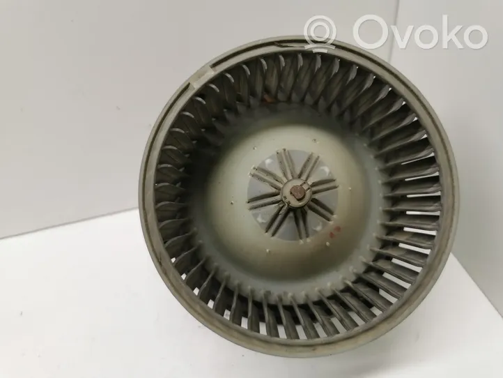 Toyota Avensis T220 Heater fan/blower 0130111164