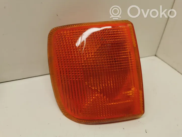 Ford Fiesta Indicatore di direzione anteriore 100621000