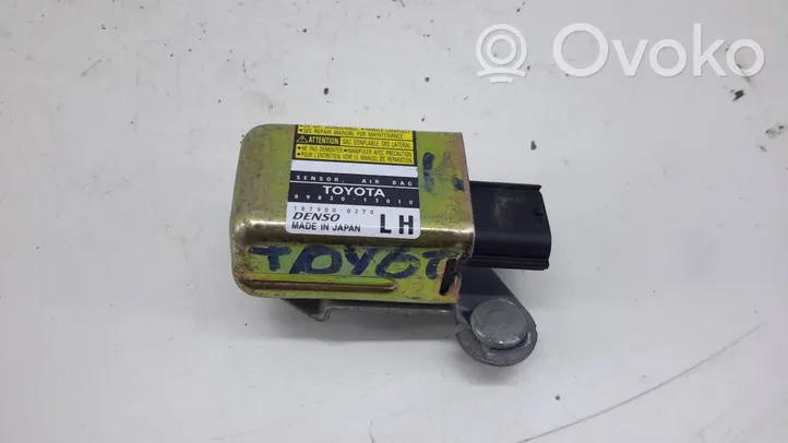 Toyota Corolla Verso E121 Sensore d’urto/d'impatto apertura airbag 8983013010