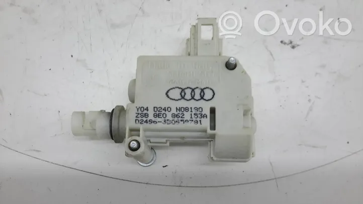 Audi A4 S4 B7 8E 8H Degalų bako dangtelio spynos varikliukas 8E0862153A