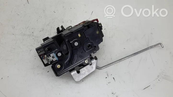 Audi A4 S4 B6 8E 8H Etuoven lukko 8E1837016C