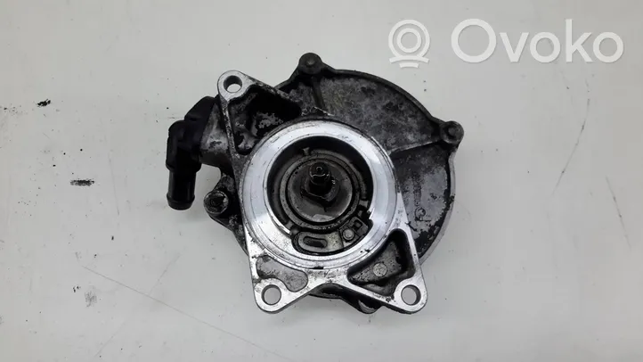 Audi A3 S3 A3 Sportback 8P Vacuum pump 057145100K