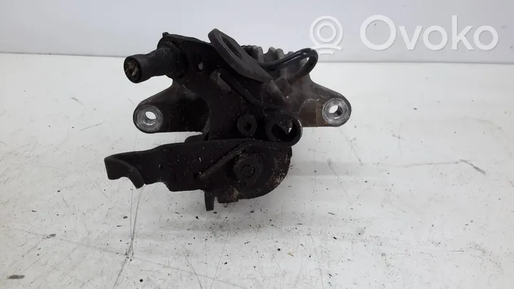 Volkswagen Golf VI Rear brake caliper 