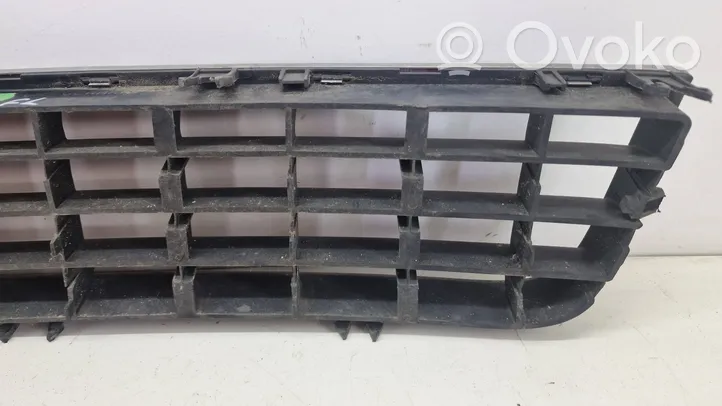 Audi A6 S6 C5 4B Grille de calandre avant 4B0807683L