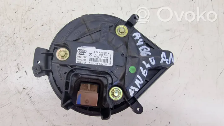 Audi A4 S4 B6 8E 8H Pulseur d'air habitacle 8E2820021A