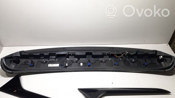 Audi A6 S6 C8 4K Set rivestimento portellone posteriore/bagagliaio 4K9827933C
