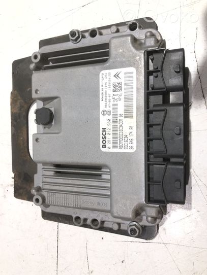 Citroen C4 Grand Picasso Sterownik / Moduł ECU 0281012980