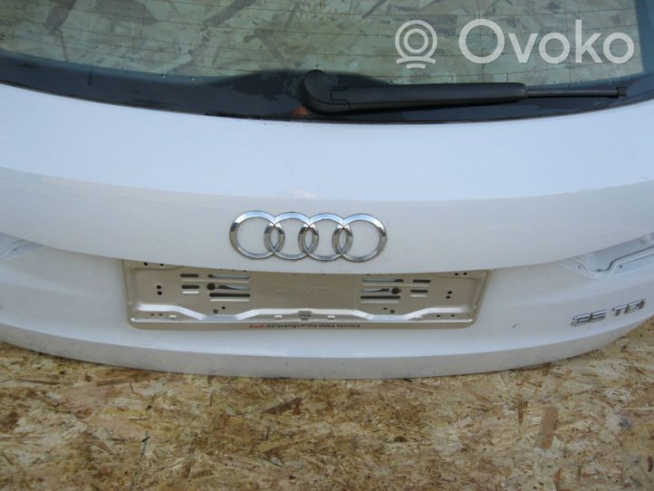 Audi Q3 F3 Galinis dangtis (bagažinės) 