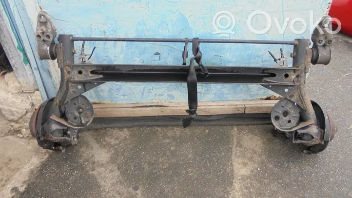 Volkswagen PASSAT B5.5 Rear axle beam 