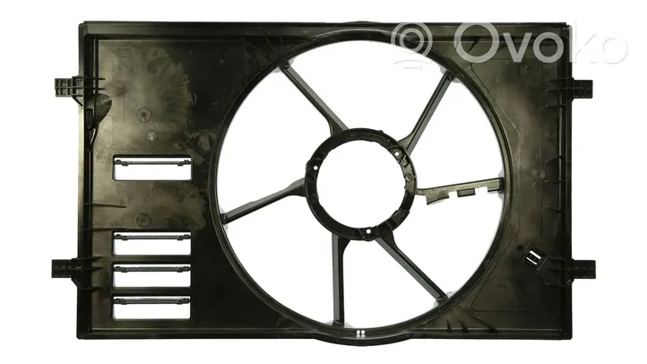 Audi Q2 - Convogliatore ventilatore raffreddamento del radiatore 5Q0121205C