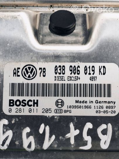 Volkswagen PASSAT B5.5 Calculateur moteur ECU 038906019KD