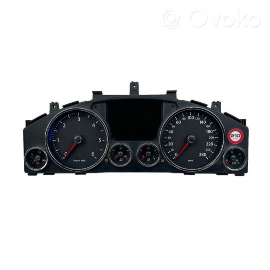 Volkswagen Touareg I Speedometer (instrument cluster) 7L6920885R