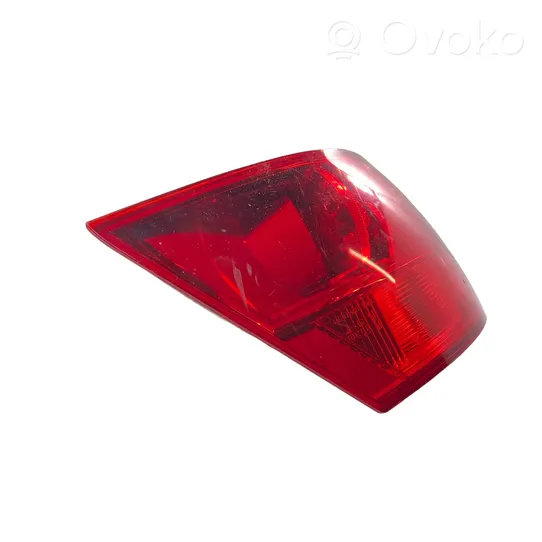 Audi Q7 4L Lampy tylnej klapy bagażnika 4L0945093A