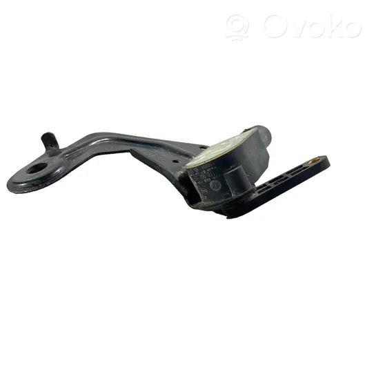 Audi A6 S6 C6 4F Aizmugurē balstiekārtas augstuma sensors 1T0907503