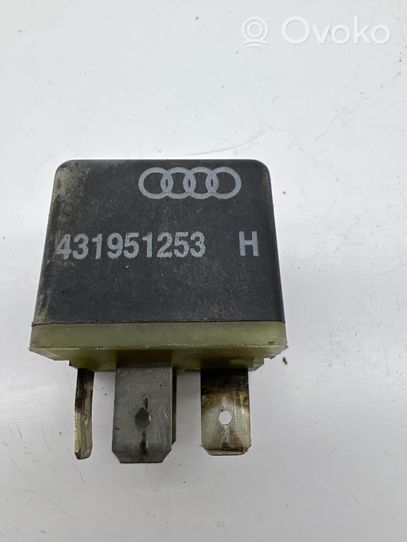 Audi 100 S4 C4 Muu rele 431951253