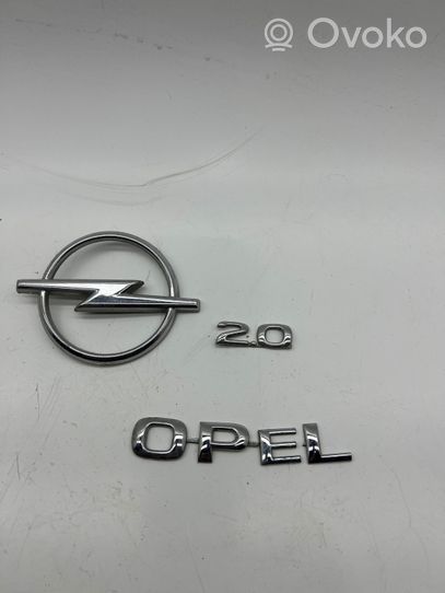 Opel Vectra B Valmistajan merkki/mallikirjaimet 