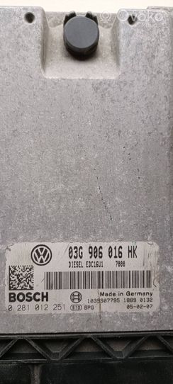 Volkswagen Touran I Sterownik / Moduł ECU 03G906016HK