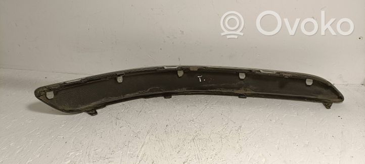 Volkswagen Touran I Modanatura separatore del paraurti anteriore 1T0807655