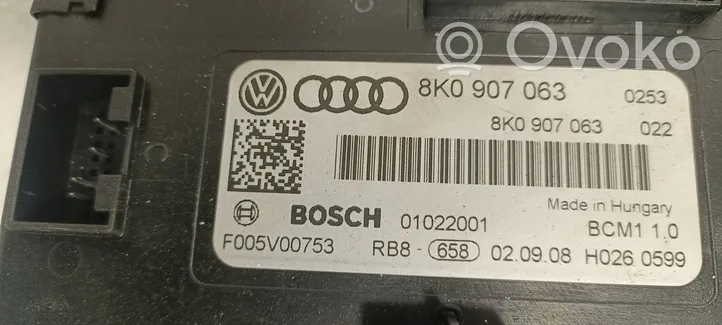 Audi A4 S4 B8 8K Kit centralina motore ECU e serratura 8K0907063