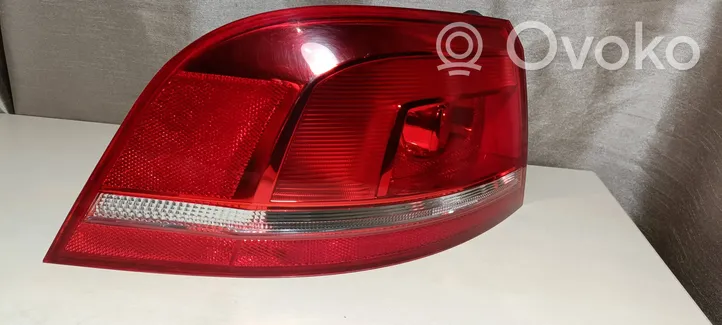 Volkswagen PASSAT B7 Lampa tylna 3AF945095C