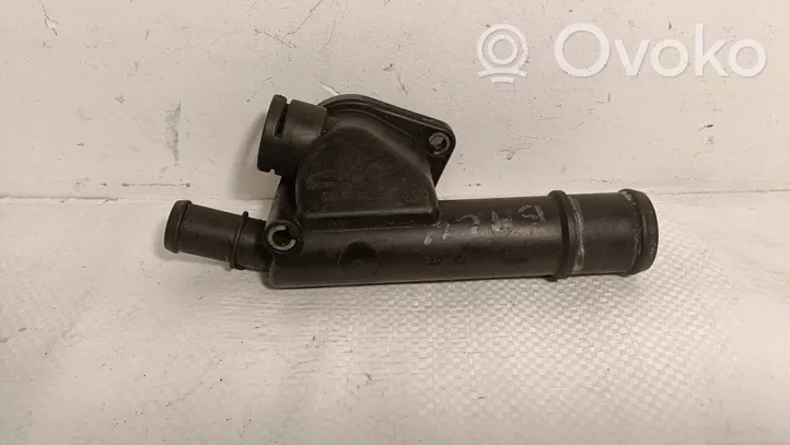 Audi A3 S3 8P Tuyau de liquide de refroidissement moteur 03G121132