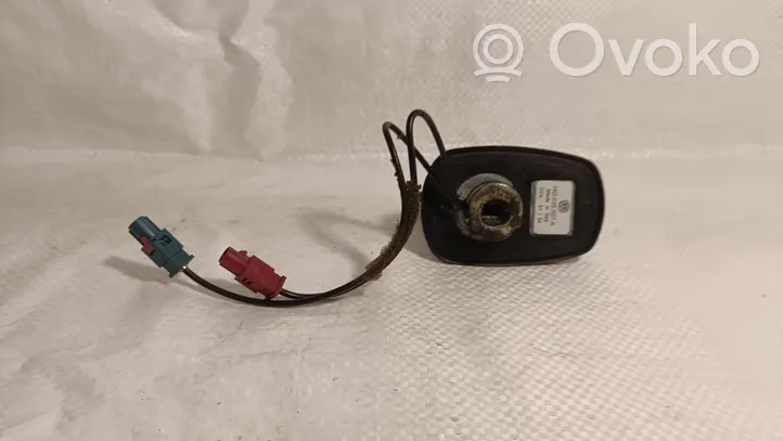 Volkswagen Golf V Antena (GPS antena) 1K0035507A