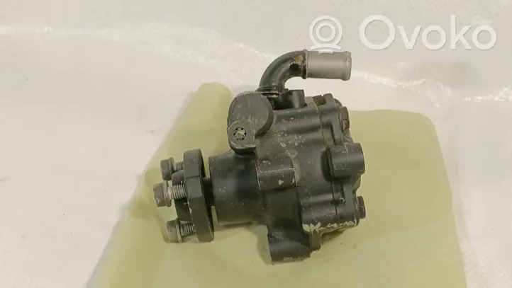 Volkswagen Caddy Power steering pump 1J0422154