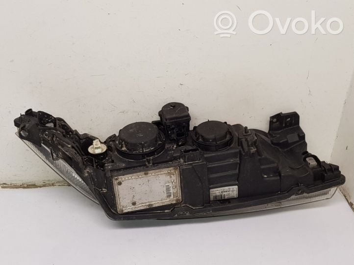 Renault Laguna II Headlight/headlamp 8200002465