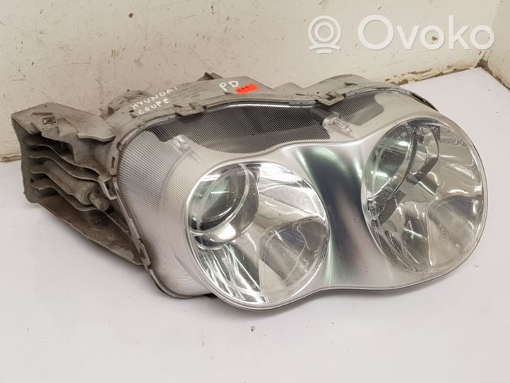 Hyundai Coupe Headlight/headlamp 