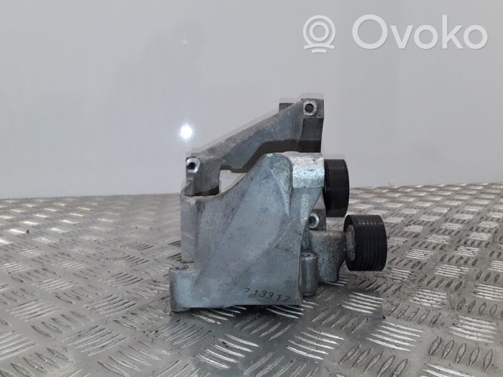 BMW 1 E81 E87 Support de générateur / alternateur 7802639