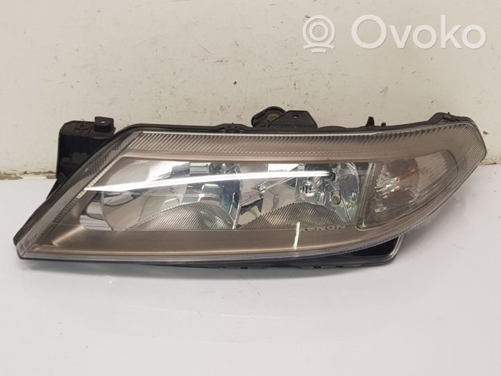 Renault Laguna II Phare frontale 7701474502