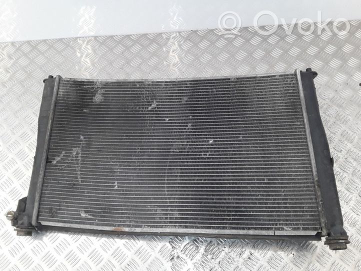 KIA Carnival Radiateur de refroidissement OK55215200