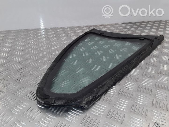 BMW 1 E82 E88 Rear side window/glass 2996219