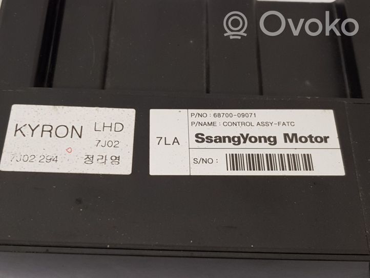 SsangYong Actyon sports I Panel klimatyzacji 6870009071