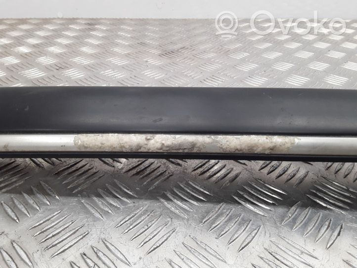 Peugeot 406 Rivestimento portellone 9633346277