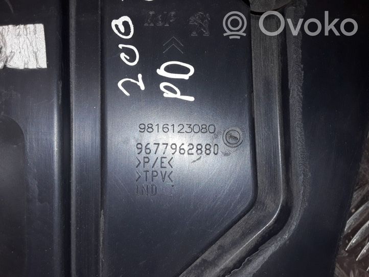 Peugeot 2008 I Prowadnica powietrza intercoolera 9816123080