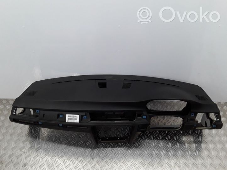 BMW 3 E92 E93 Dashboard 7155776