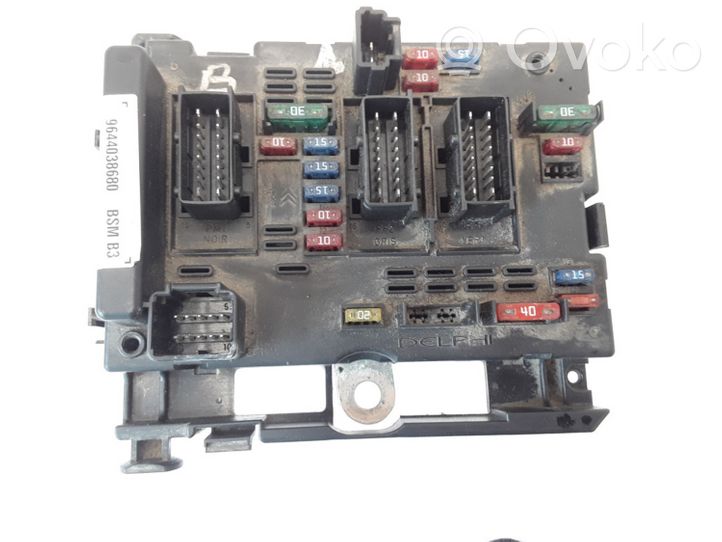 Peugeot 406 Sulakemoduuli 9644038680